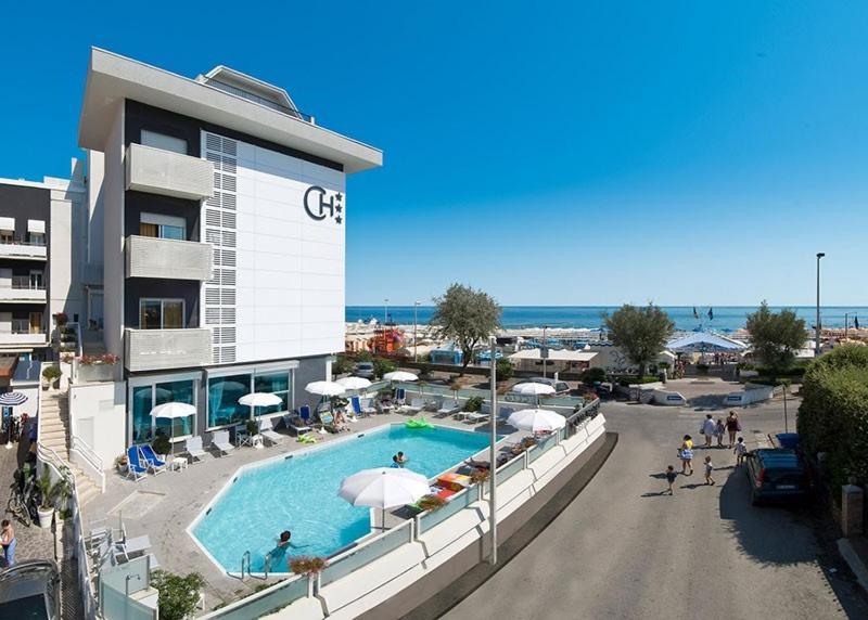 Club Hotel Riccione Exterior foto